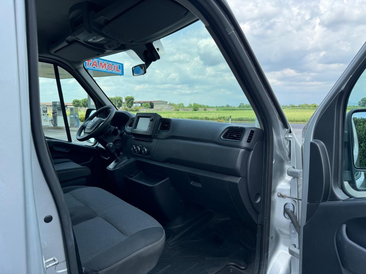 Nissan NV400 NV 400 2.3 DCI 3T5 N-CONNECTA