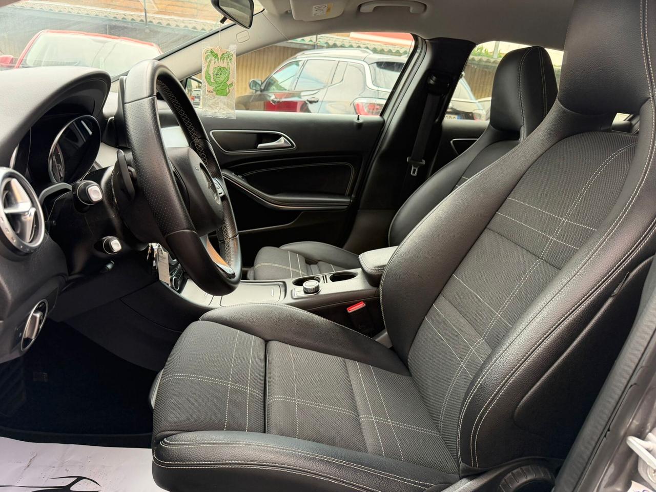 Mercedes-benz GLA 180 d Automatic Sport
