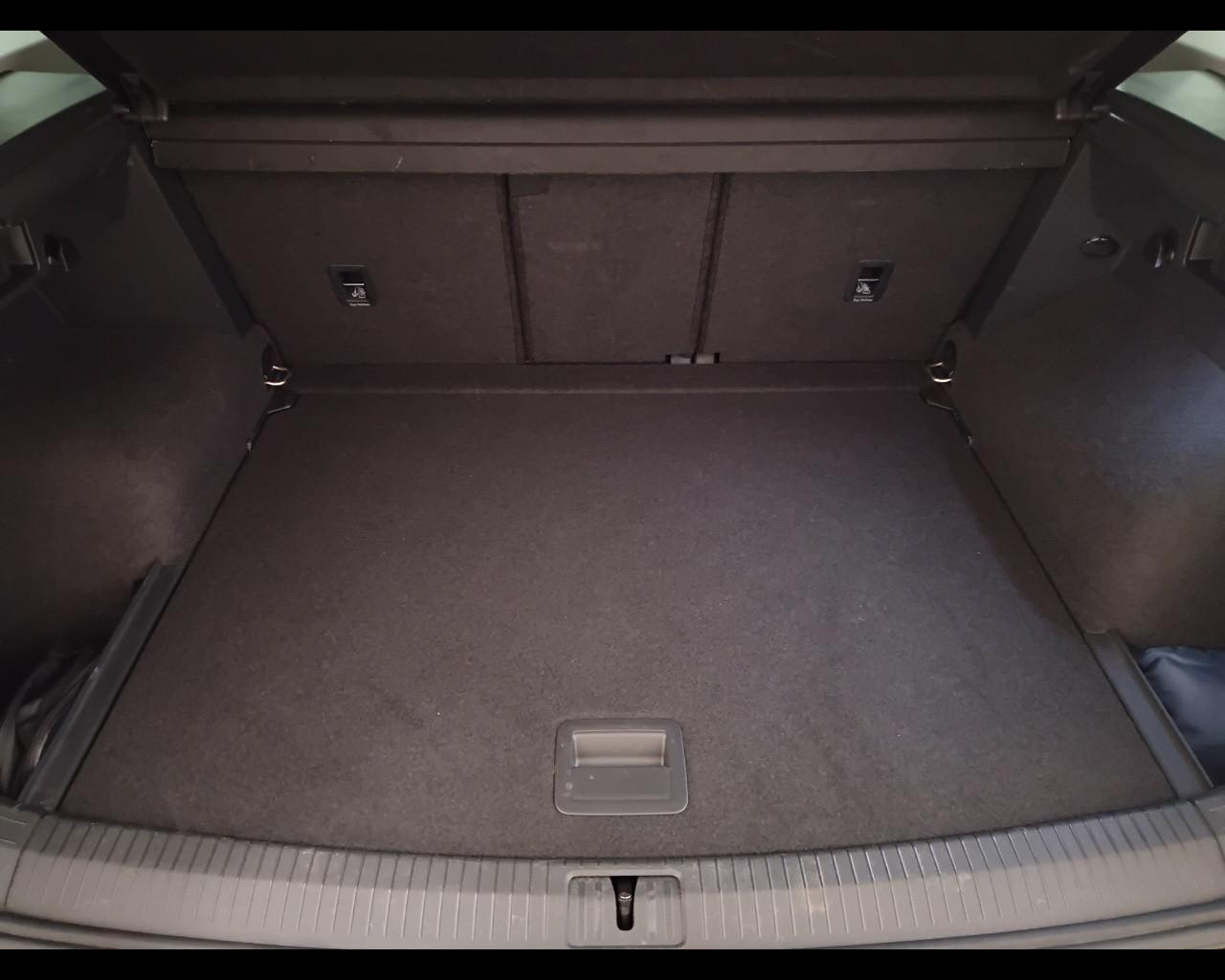 VOLKSWAGEN Tiguan II 2021 - Tiguan 2.0 tdi Elegance 150cv dsg