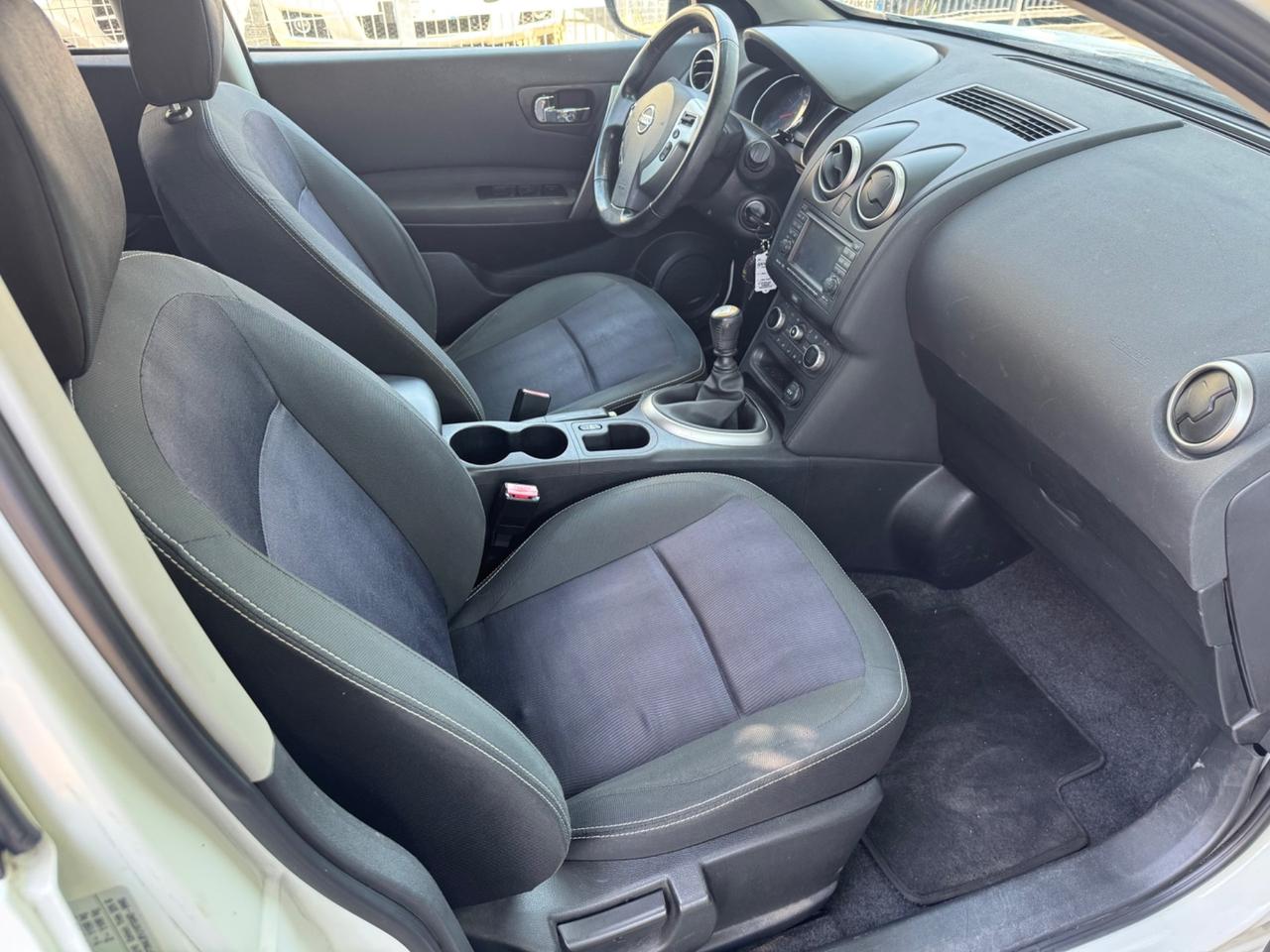 Nissan Qashqai 1.6 dCi neopaten garanzia 12 mesi