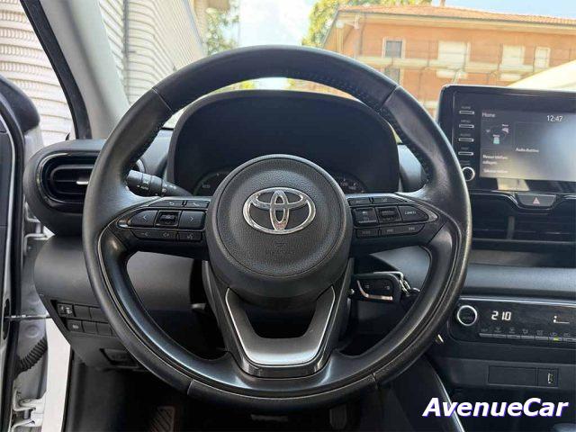 TOYOTA Yaris 1.5h TELECAMERA CARPLAY PREZZO REALE