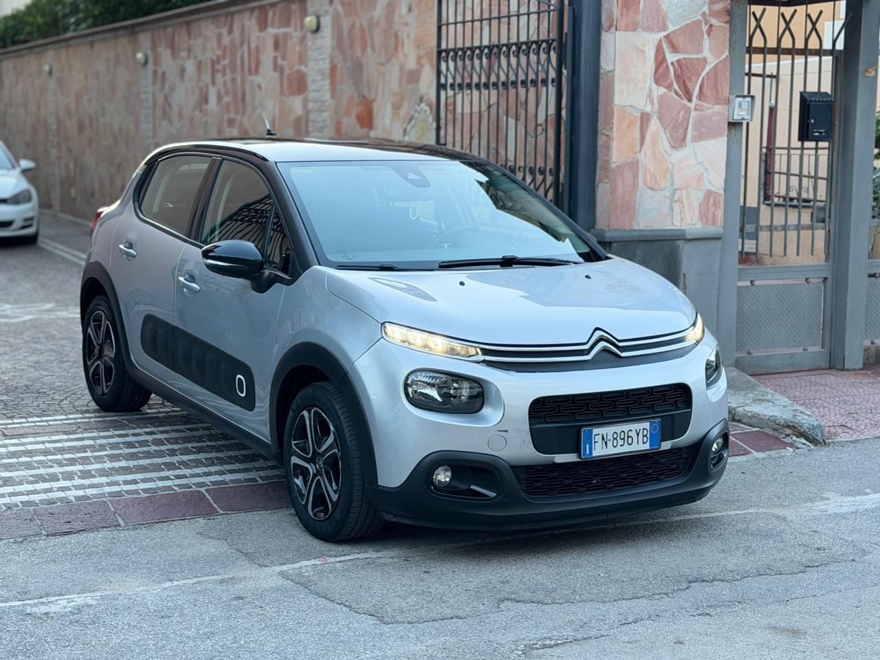 Citroen C3 1.2 PureTech 82 Shine