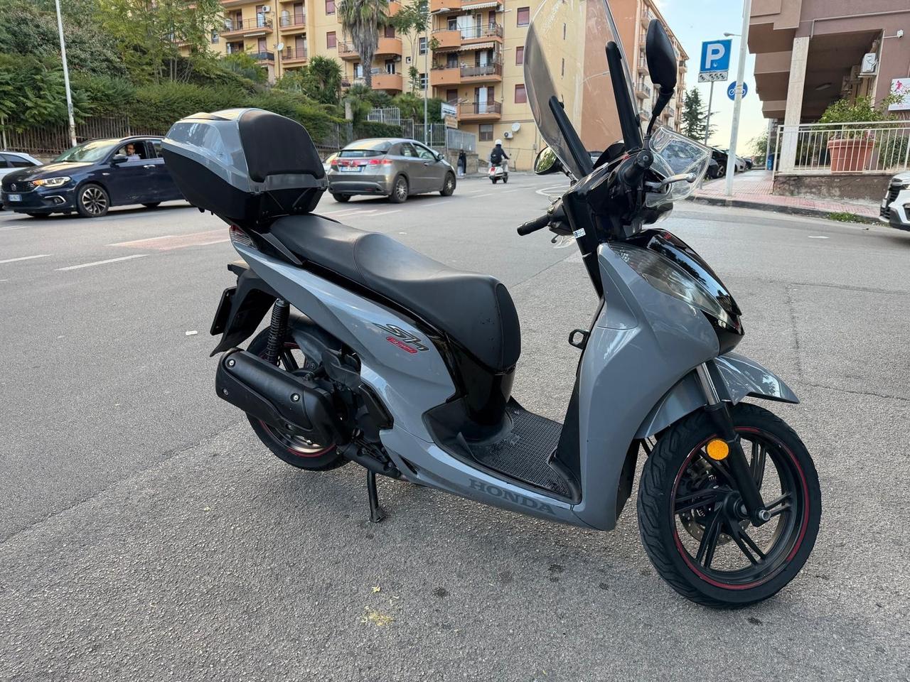 Honda SH 300 Air force