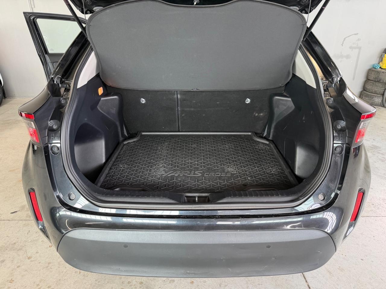 Toyota Yaris Cross 1.5 Hybrid 5p. E-CVT Business