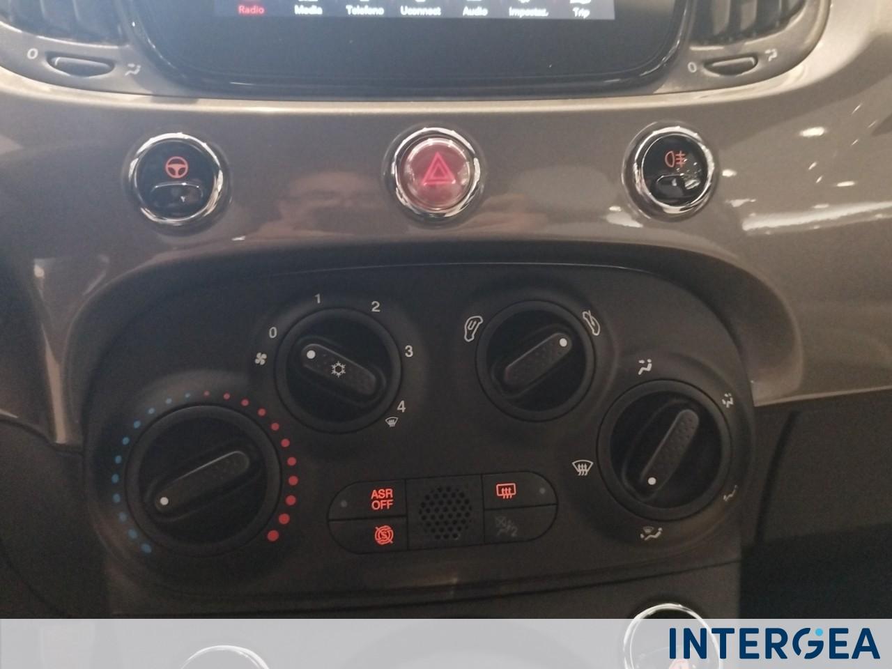 FIAT 500C 1.0 hybrid Dolcevita 70cv