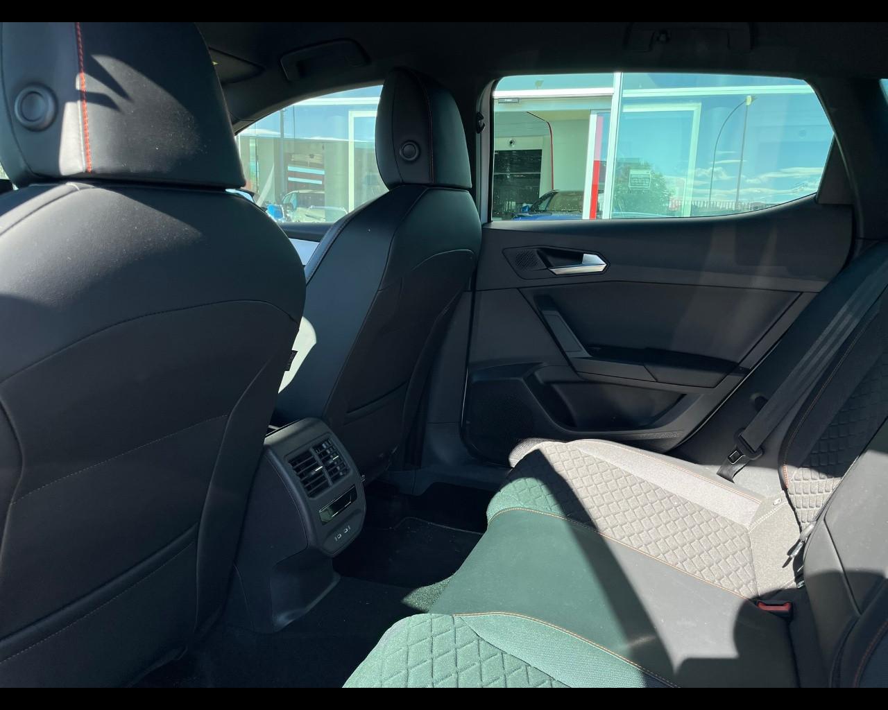 SEAT Leon 5 porte FR 1.5 Hybrid 85 kW (116 CV) mHEV DSG 7 marce 2WD