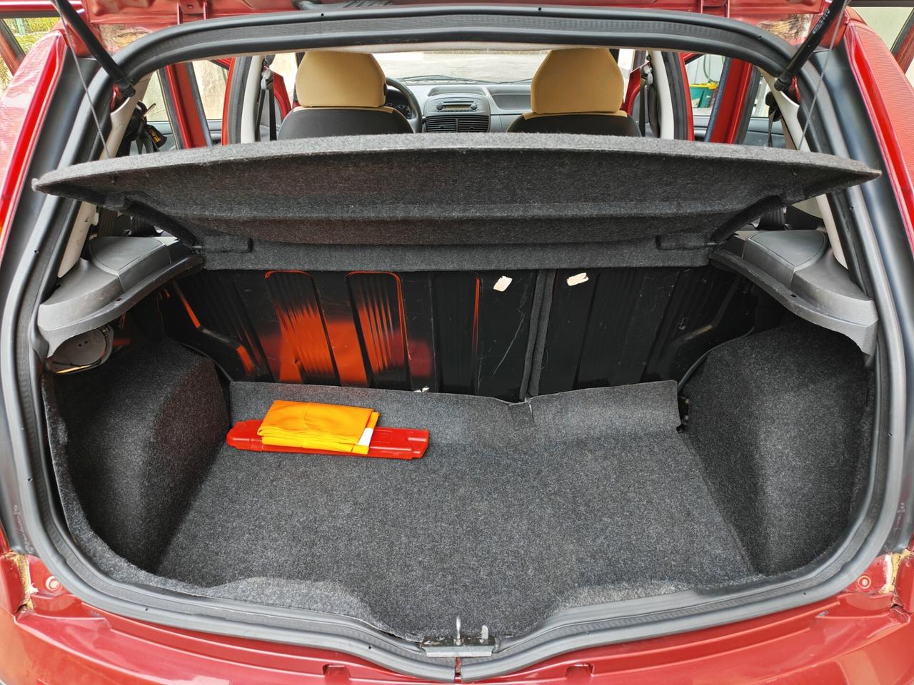 Fiat Punto 1.2 BENZINA 60cv / 110.000km / Neop.