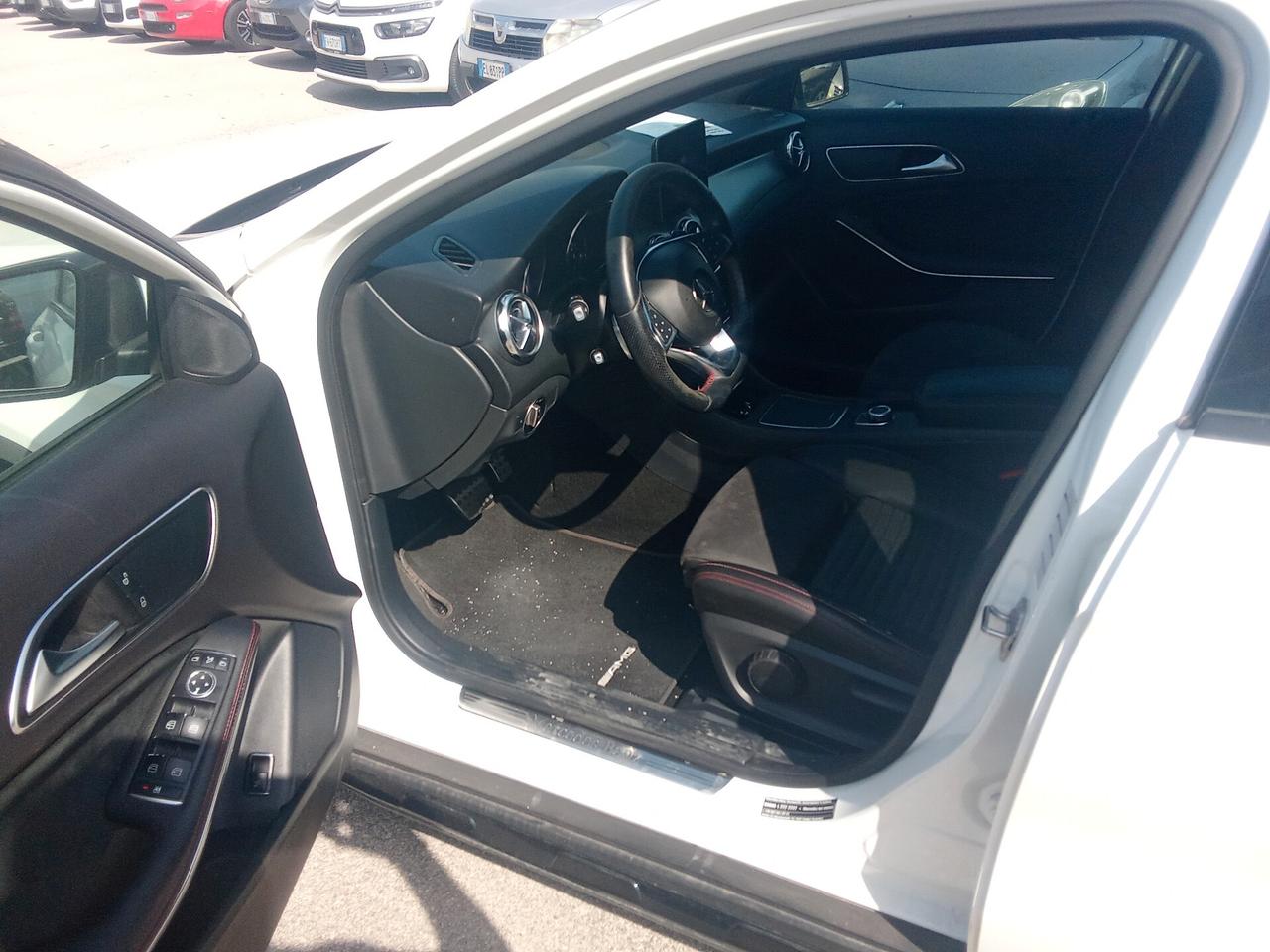 Mercedes-benz CLA 200 d Automatic Premium