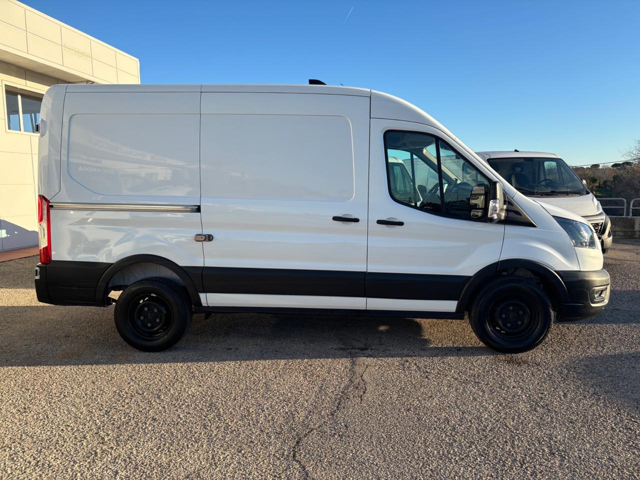 FORD TRANSIT 350 2.0 tdci MHEV 130cv trend L2H2 E6.2