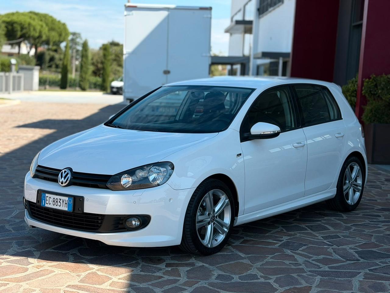 Volkswagen Golf 2.0 TDI 140CV DSG R-Line