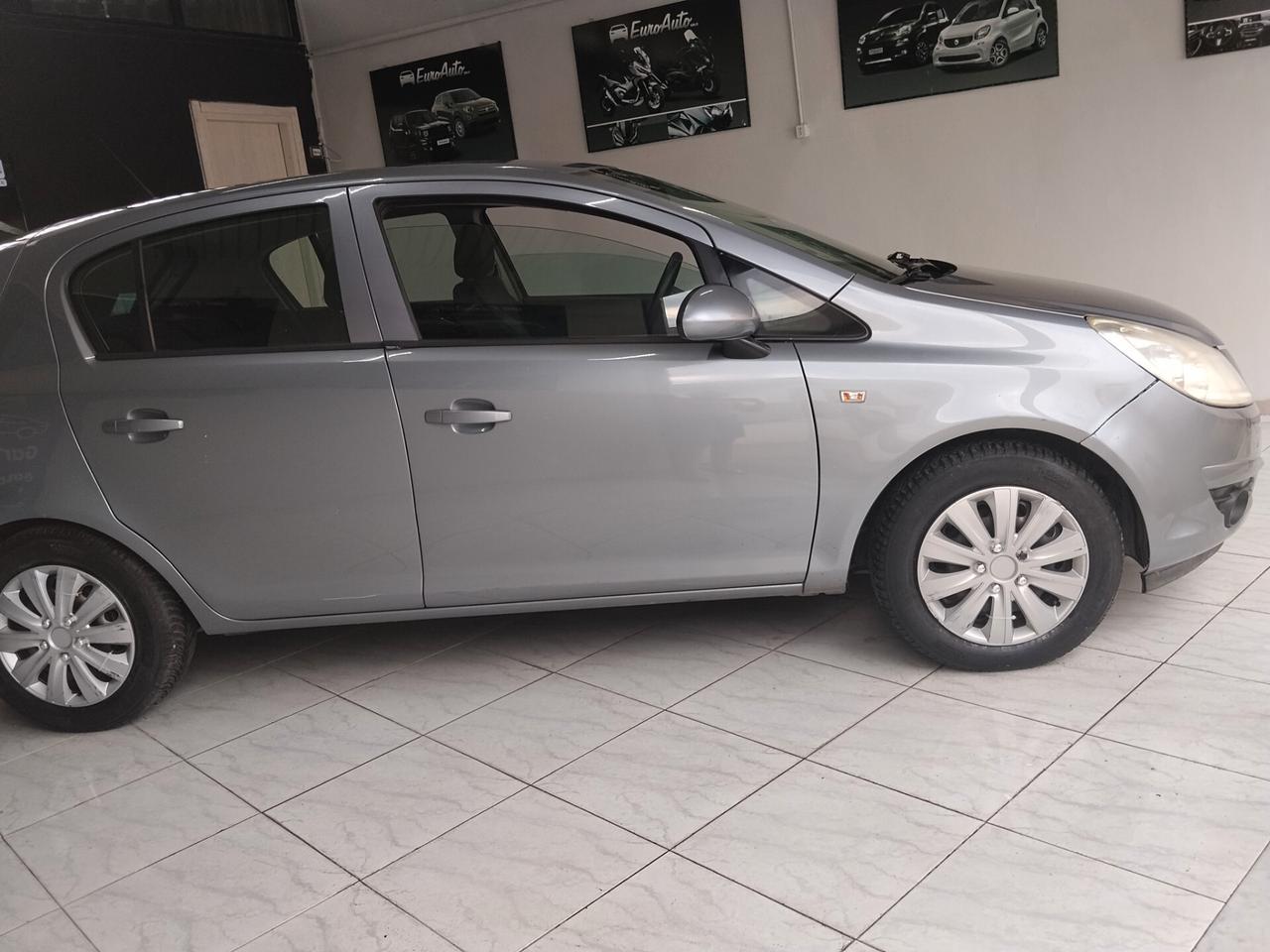 Opel Corsa 1.2 bnz/GPL 2009 CON GARANZIA