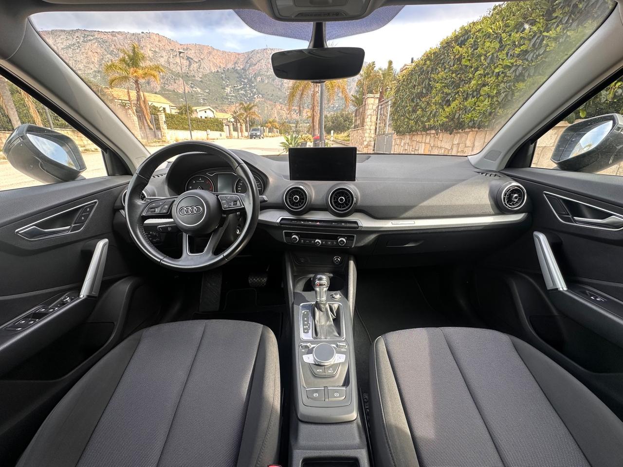 Audi Q2 30 TDI S tronic Business