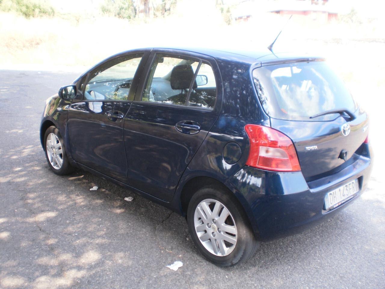 Toyota Yaris 1.4 D-4D 5 porte Sol