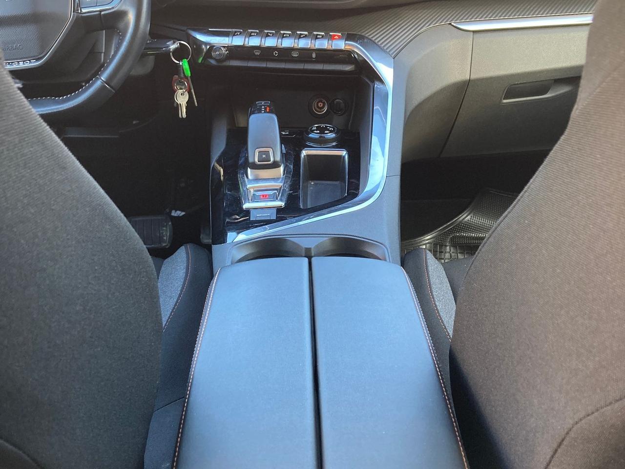 Peugeot 3008 1.5 Blue HDI 130 A #7043