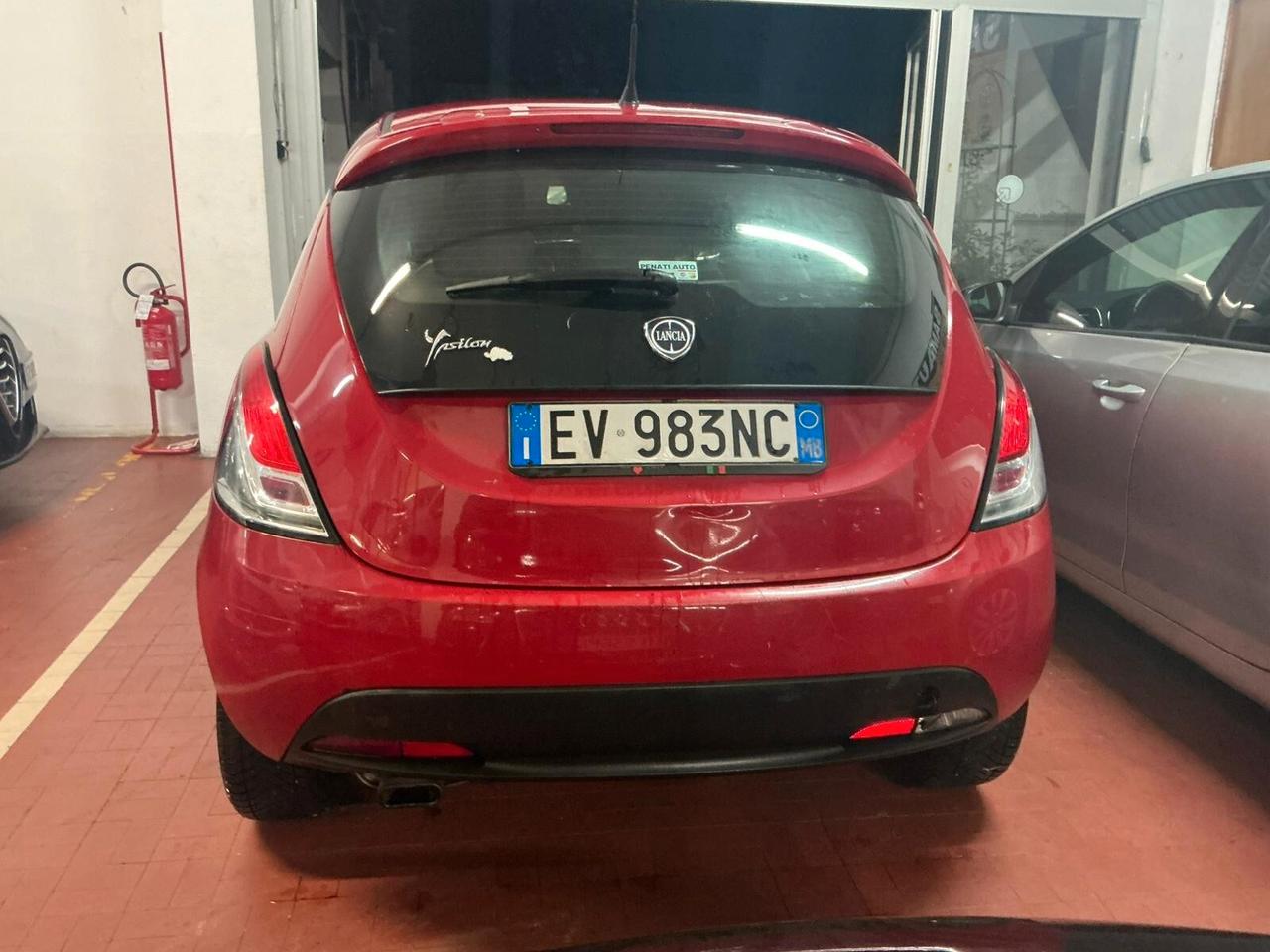 Lancia Ypsilon 1.2 69 CV 5 porte S&S Elefantino 2014