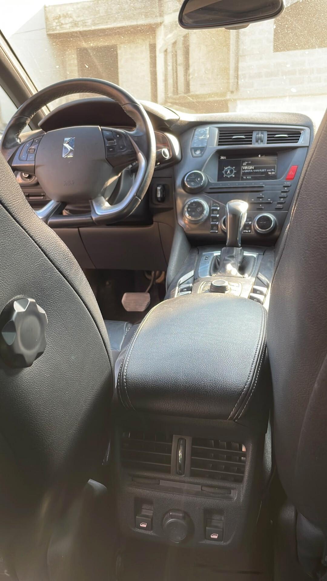 DS 5 BlueHDi 180 S&S EAT6 Sport Chic (133 kW)