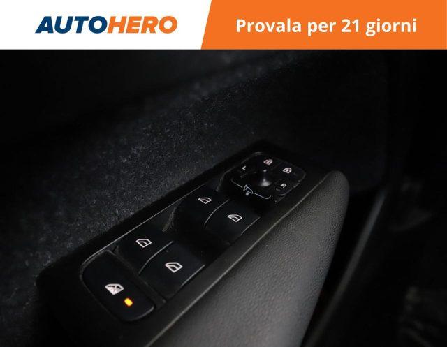 VOLVO XC40 T3 Geartronic Momentum Core
