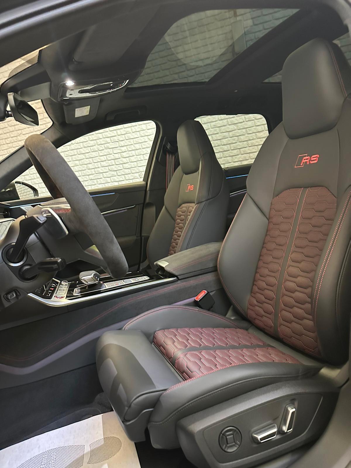 Audi RS6 RS 6 Avant 4.0 TFSI V8 quattro tiptronic Performance