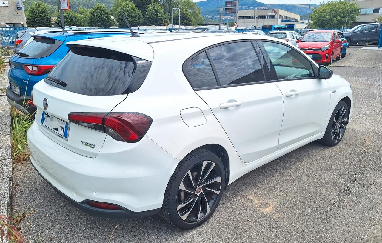 Fiat Tipo 1.4 T-Jet 120CV 5 porte S-Design
