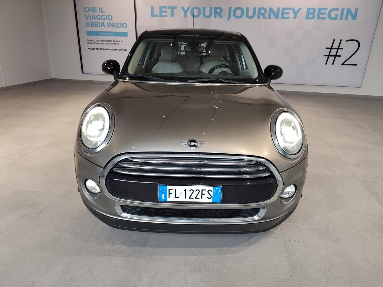 Mini 5 Porte F55 Cooper D 116Cv Aut Hype