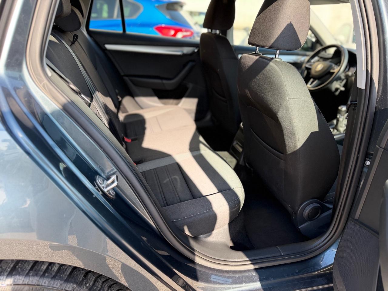 Skoda Octavia 1.6 TDI SCR 115 CV Wagon Executive