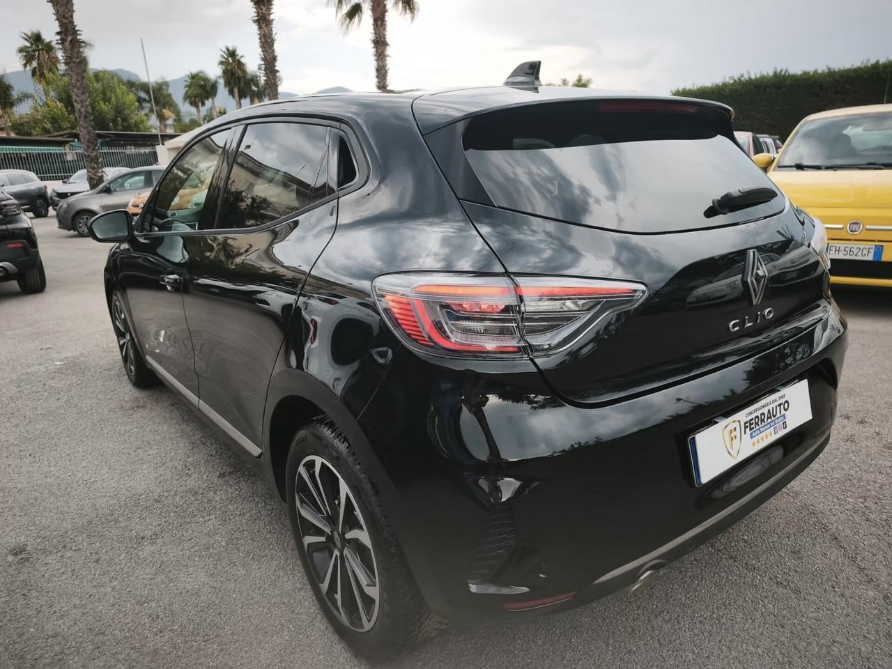 RENAULT CLIO TCE 90CV TECHNO+