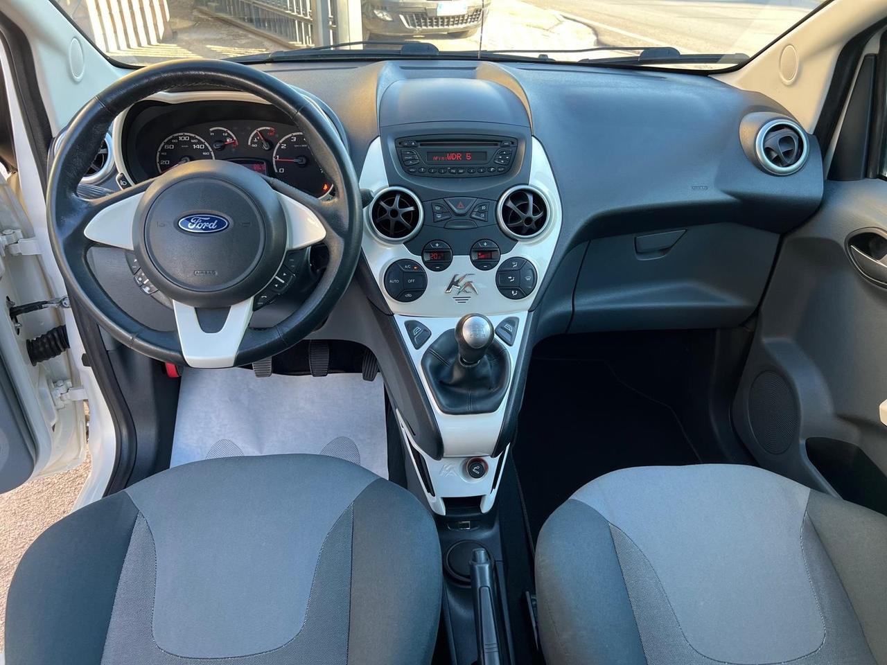 Ford Ka/Ka+ Ka 1.2 Titanium 69cv Park/Panorama