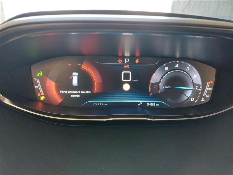 PEUGEOT 5008 PureTech Turbo 130 Allure EAT8 S/S aut.