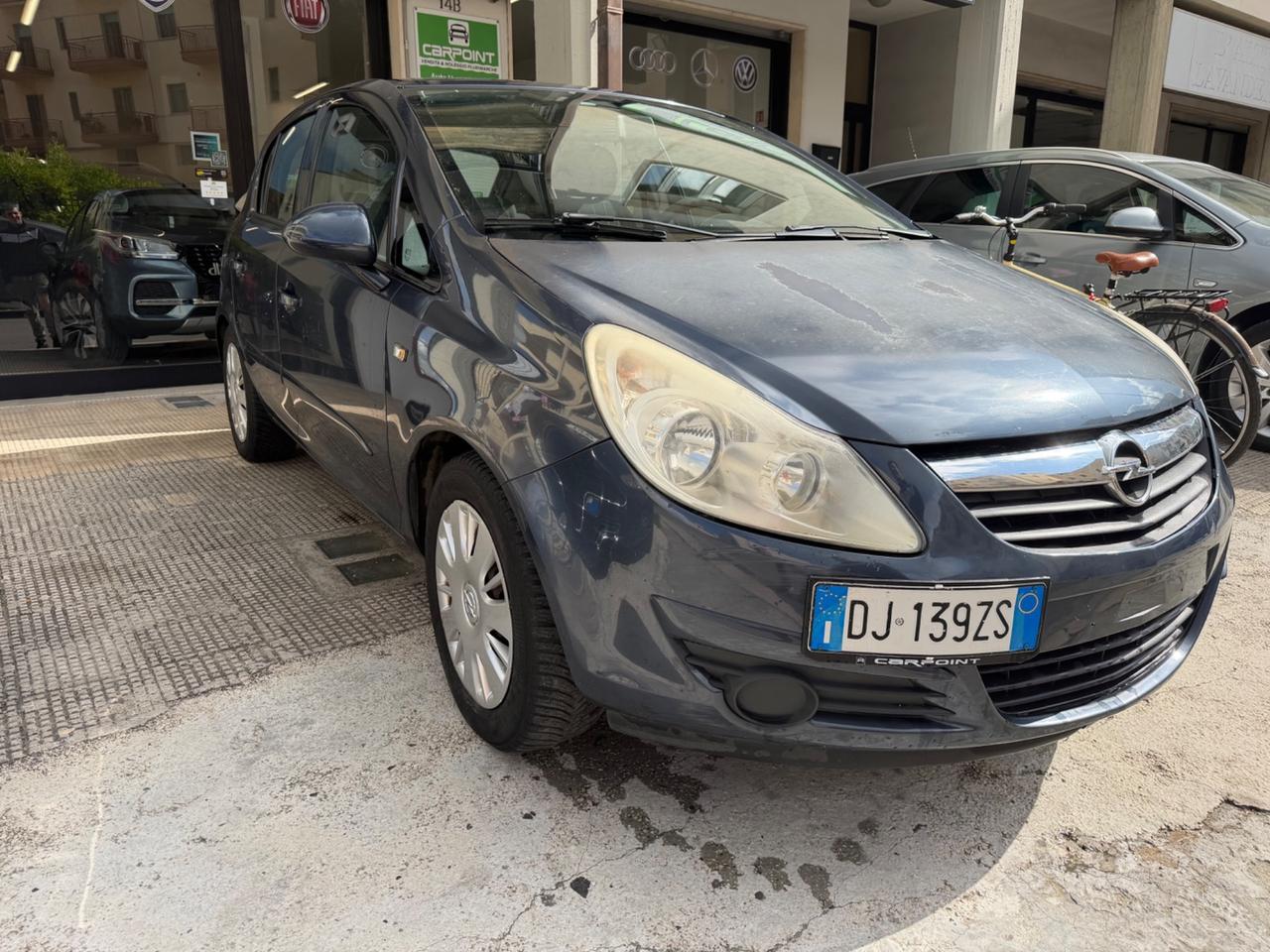 Opel Corsa 1.2 5 porte Cosmo