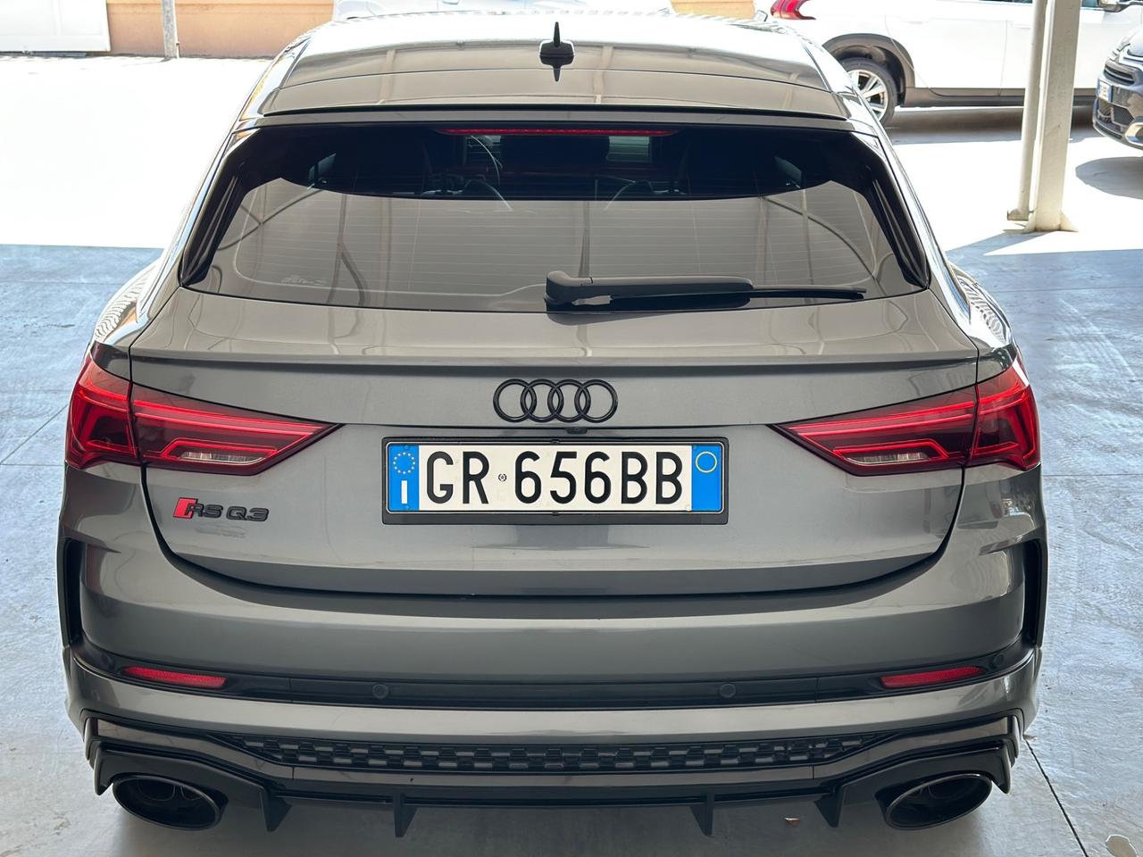 Audi RS Q3 2.5 400cv 2020