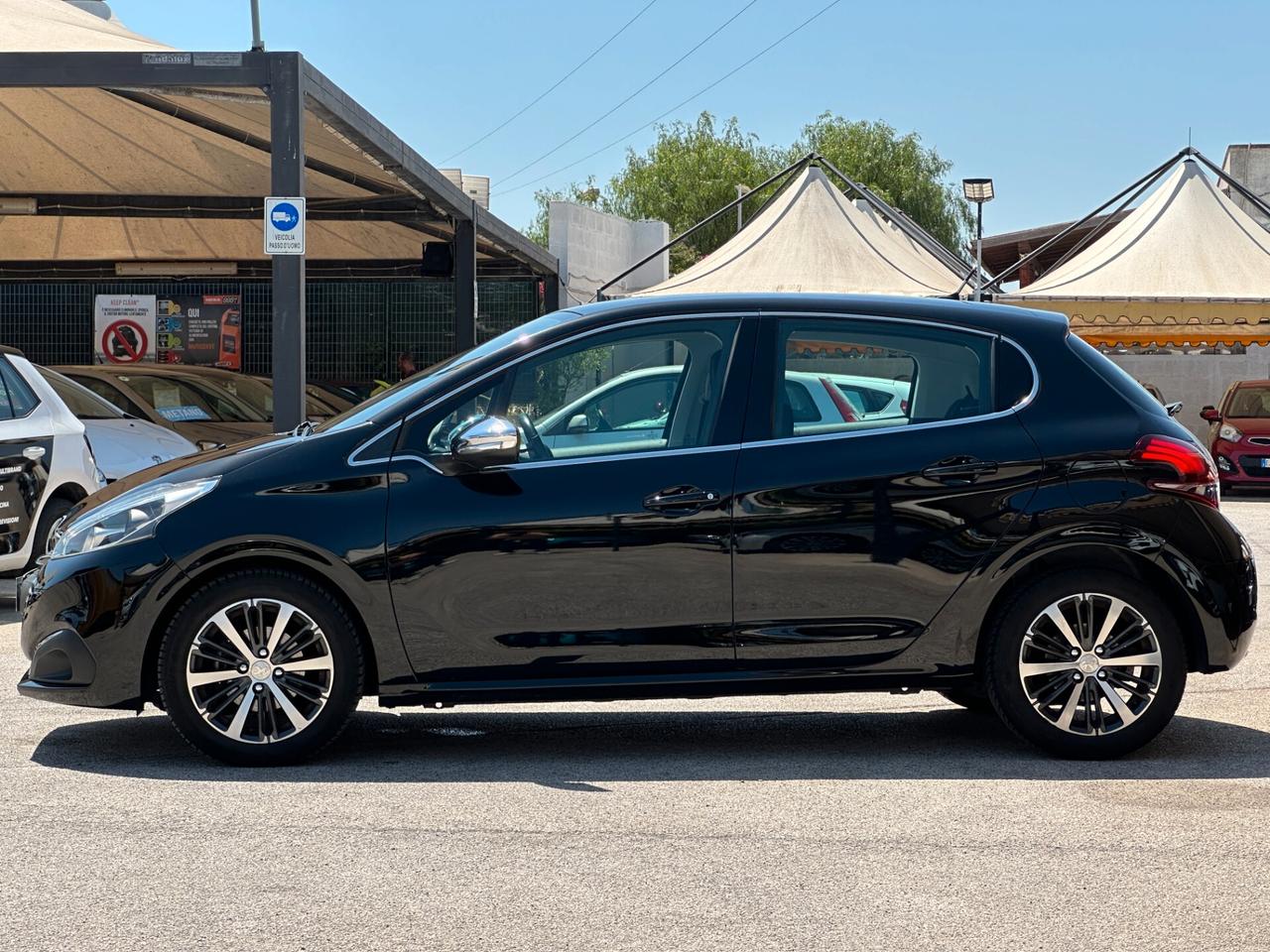 PEUGEOT 208 1.6 BlueHDi 100 5 porte Allure