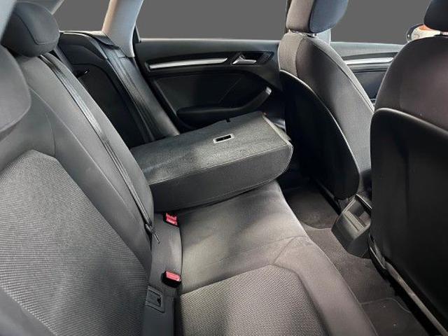 AUDI A3 SPB 1.6 TDI 116 CV Business