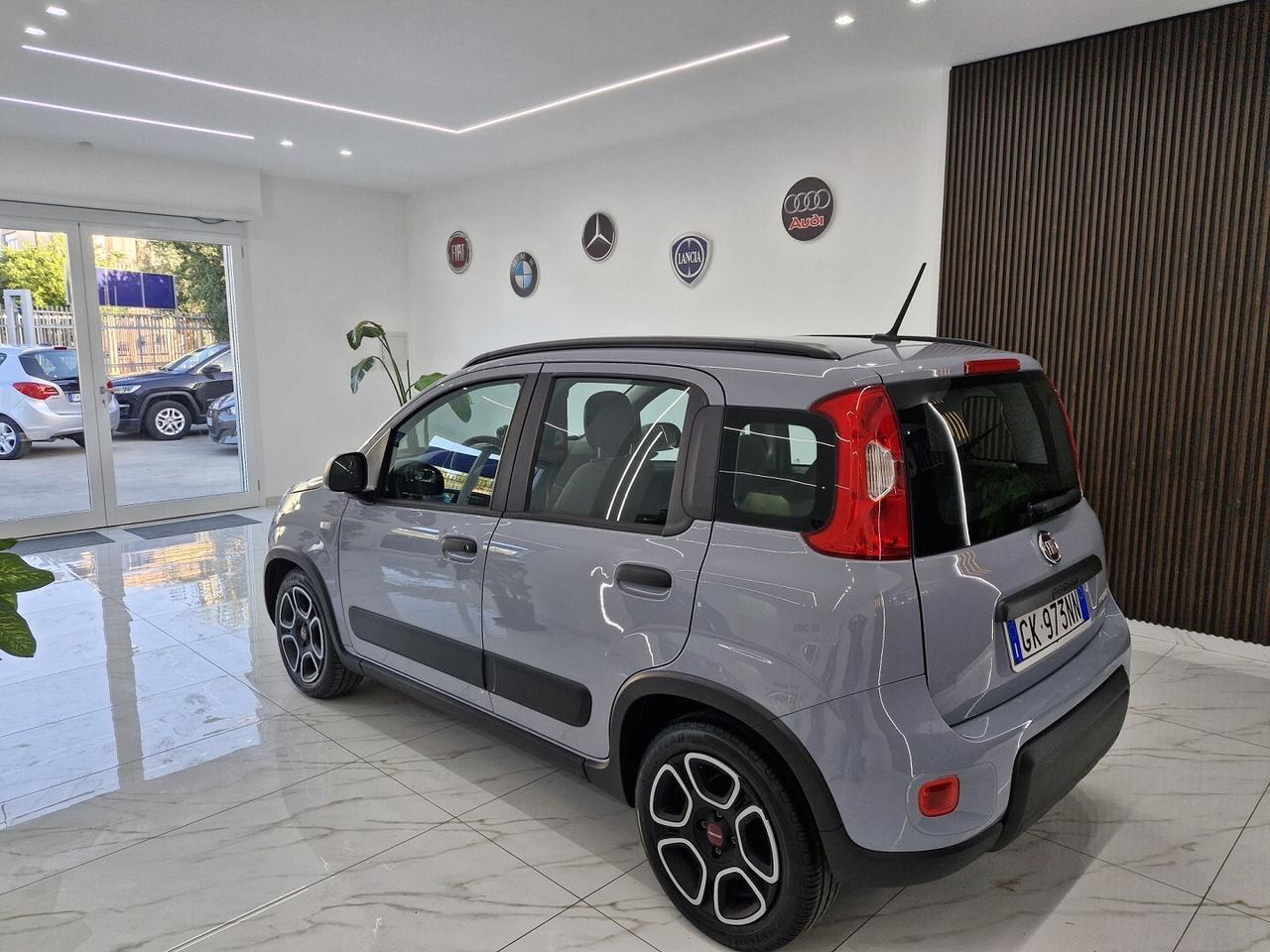FIAT PANDA 1.0 FireFLY S&S Hybrid Full Optional