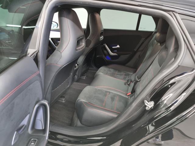 MERCEDES-BENZ CLA 200 d Automatic 4Matic Shooting Brake Premium
