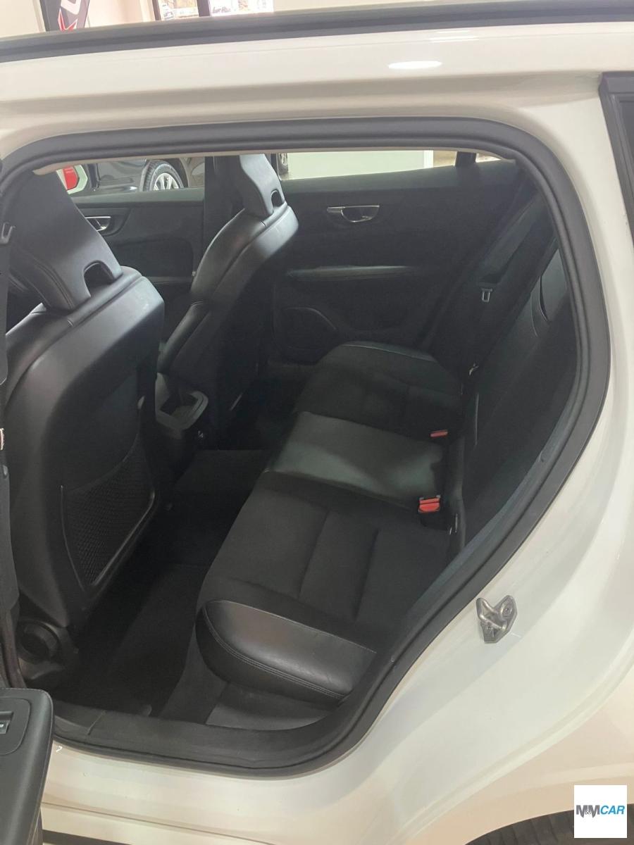 VOLVO - V60 - D3 Geartronic Business Plus