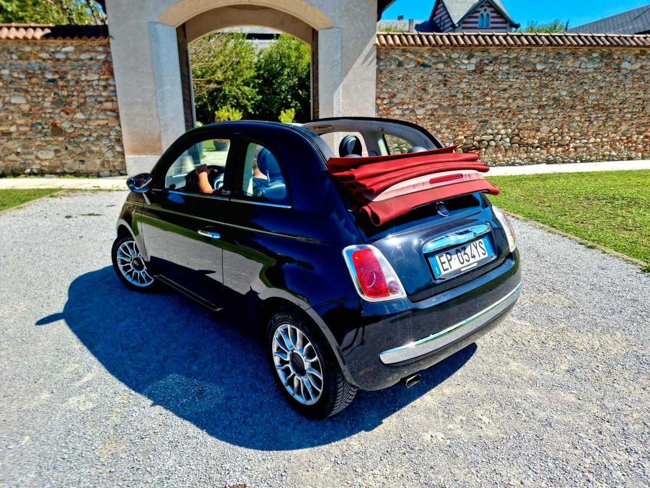 Fiat 500 CABRIO DOLCE VITA