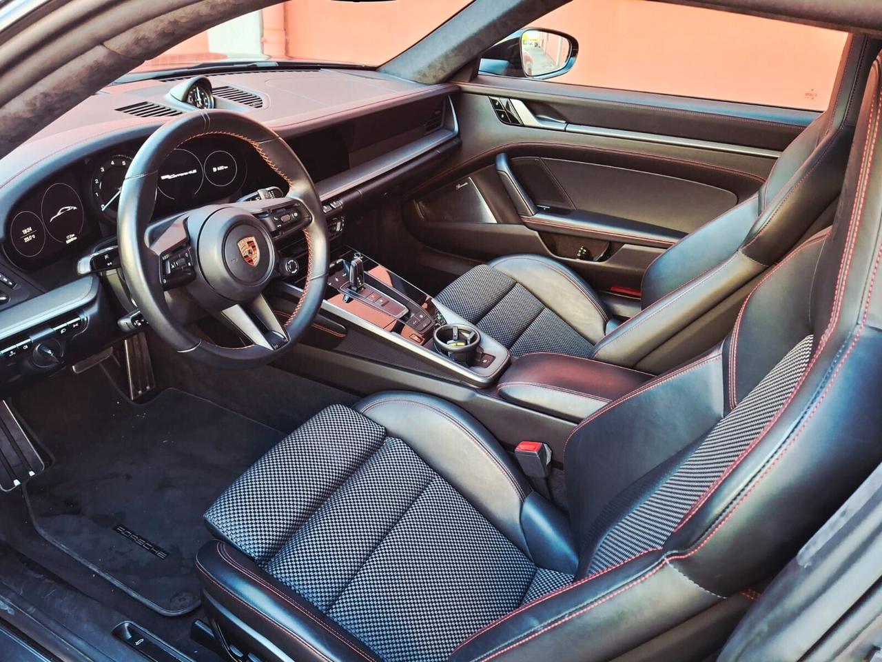 Porsche 911 Carrera 4S Cabriolet
