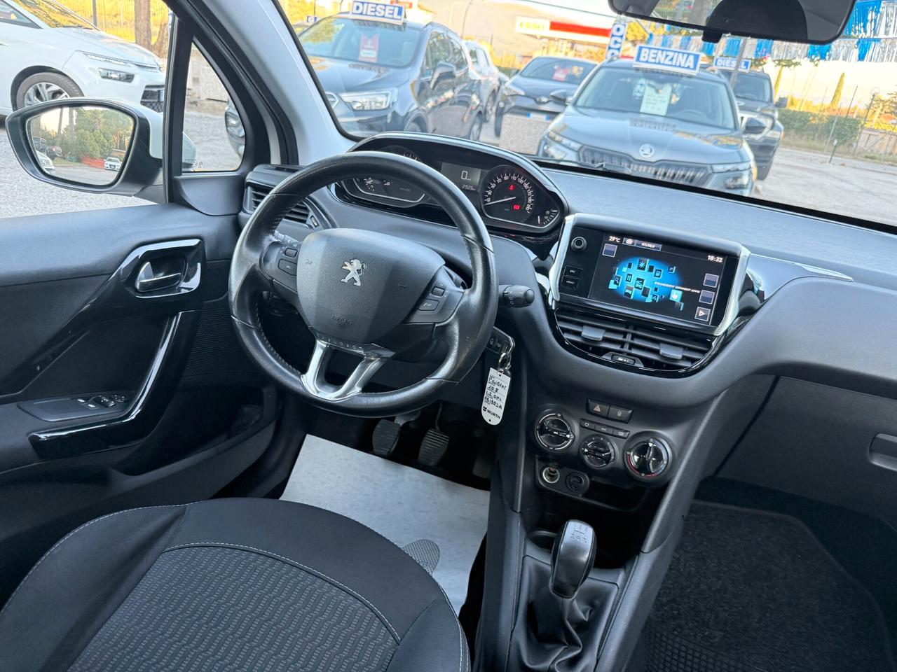 "SUPER ECO" Peugeot 208 PureTech GPL Active