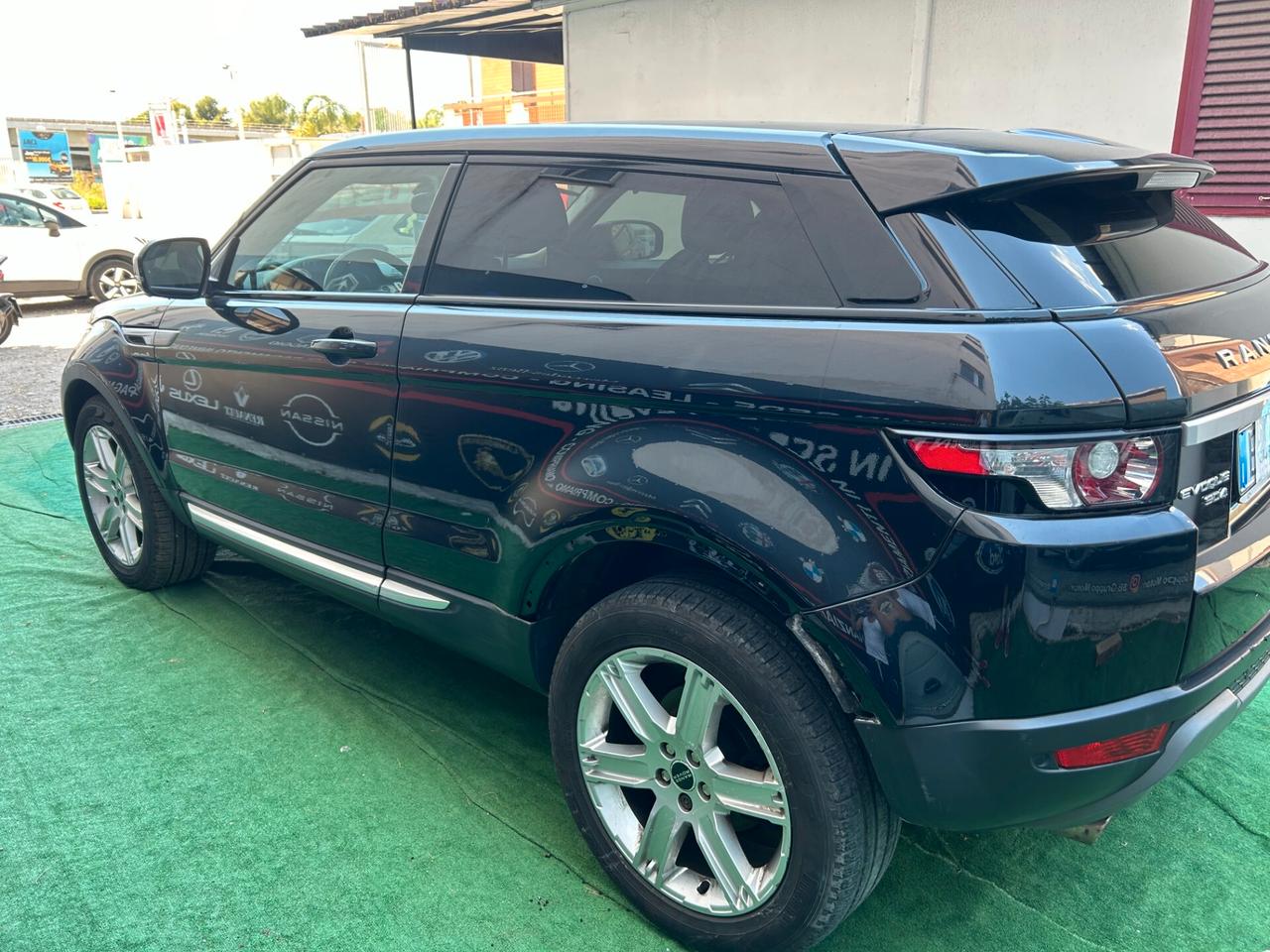 Land Rover Range Rover Evoque LAND ROVER EVOQUE 2.2 DIESEL R-DYNAMIC