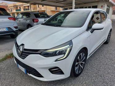 RENAULT Clio Full Hybrid E-Tech 140 CV 5 porte E-Tech FULL.