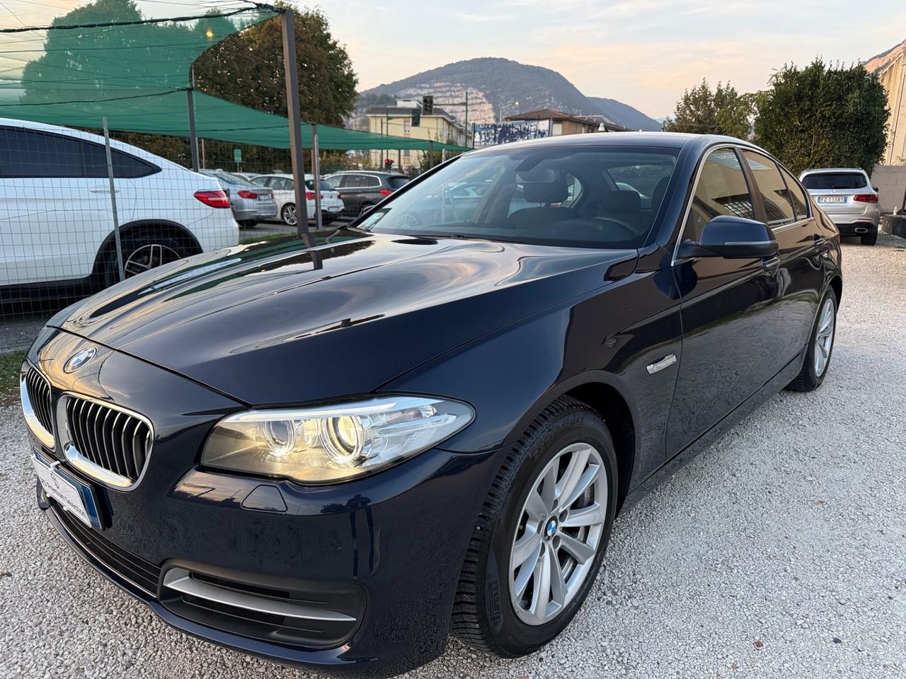 Bmw 520 520d Berlina Restyling Auto Pari AL Nuovo