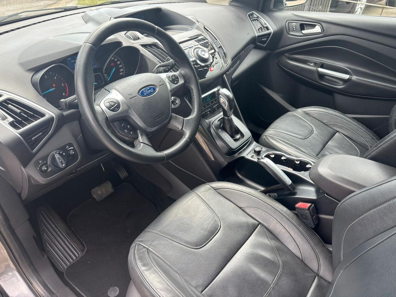 Ford Kuga 2.0 TDCI 150 CV S&S 4WD Titanium