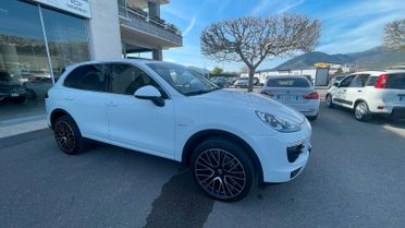 Porsche Cayenne 3.0 Diesel V6 Platinum Edition 240 CV Trazione Integrale