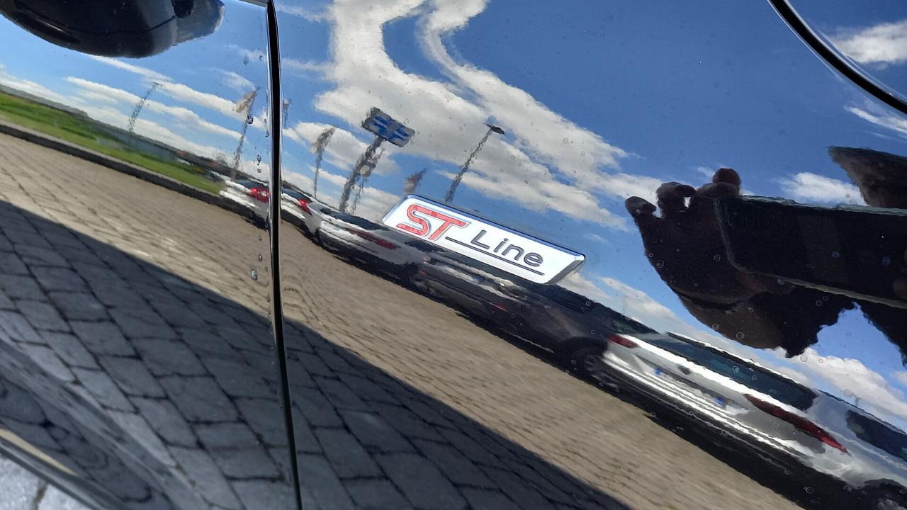 Ford Kuga 1.5 EcoBlue 120 CV aut. 2WD ST-Line