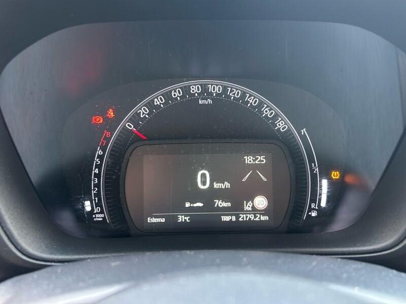 Toyota Aygo X 1.0B (72 CV) Active