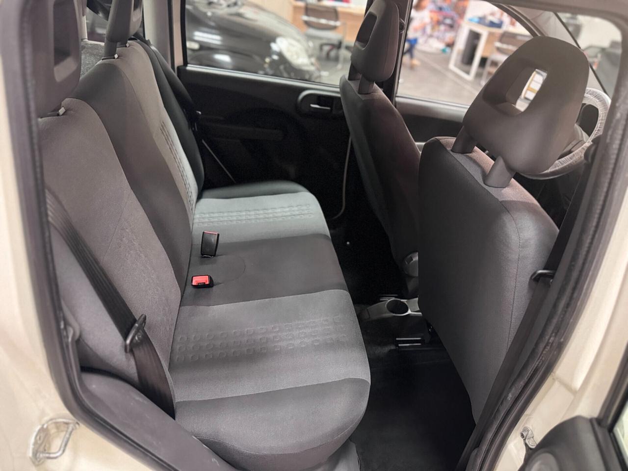 Fiat Panda 1.2 Emotion