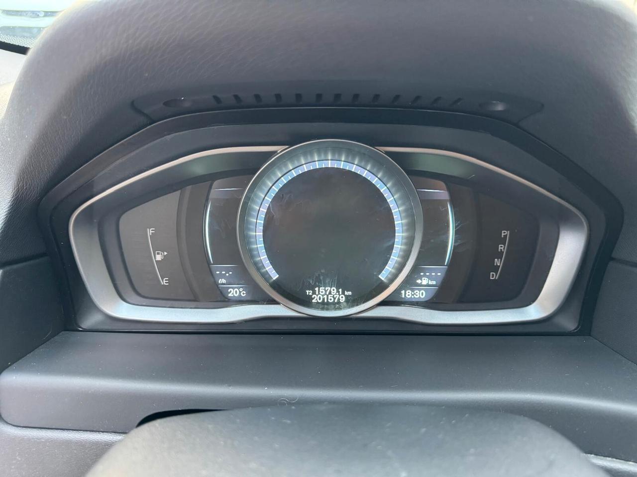 Volvo XC 70 D4 AWD Geartronic Momentum*EURO5B*FULL