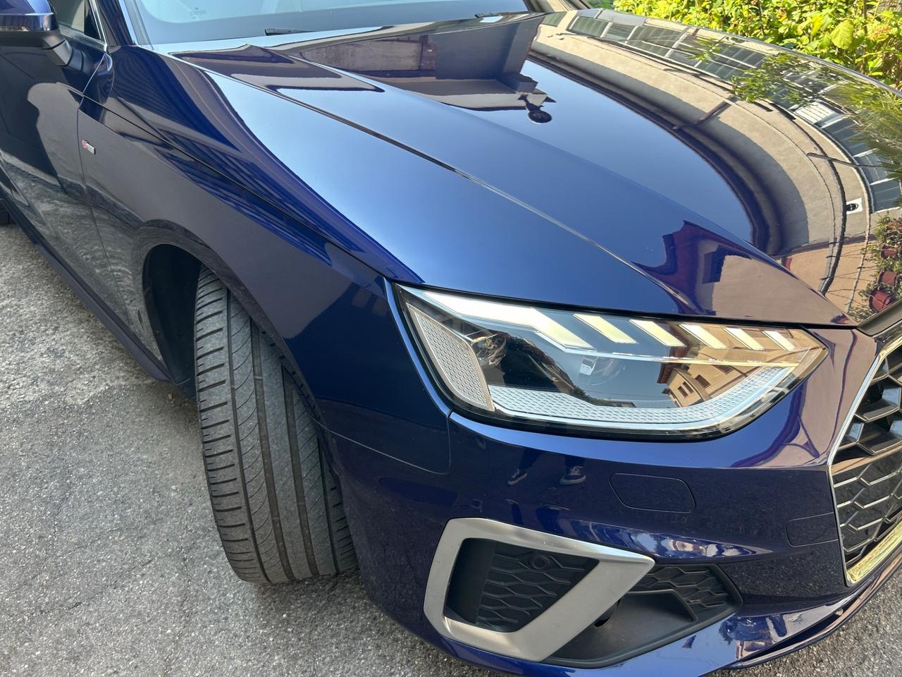 Audi A4 Avant 35 TDI/163 CV S line edition