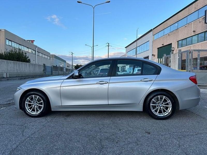 BMW Serie 3 320 d Business aut. 184cv