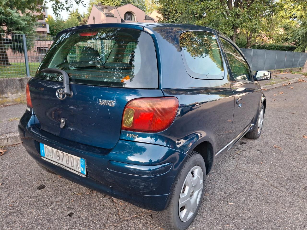 Toyota Yaris 1.0 benzina